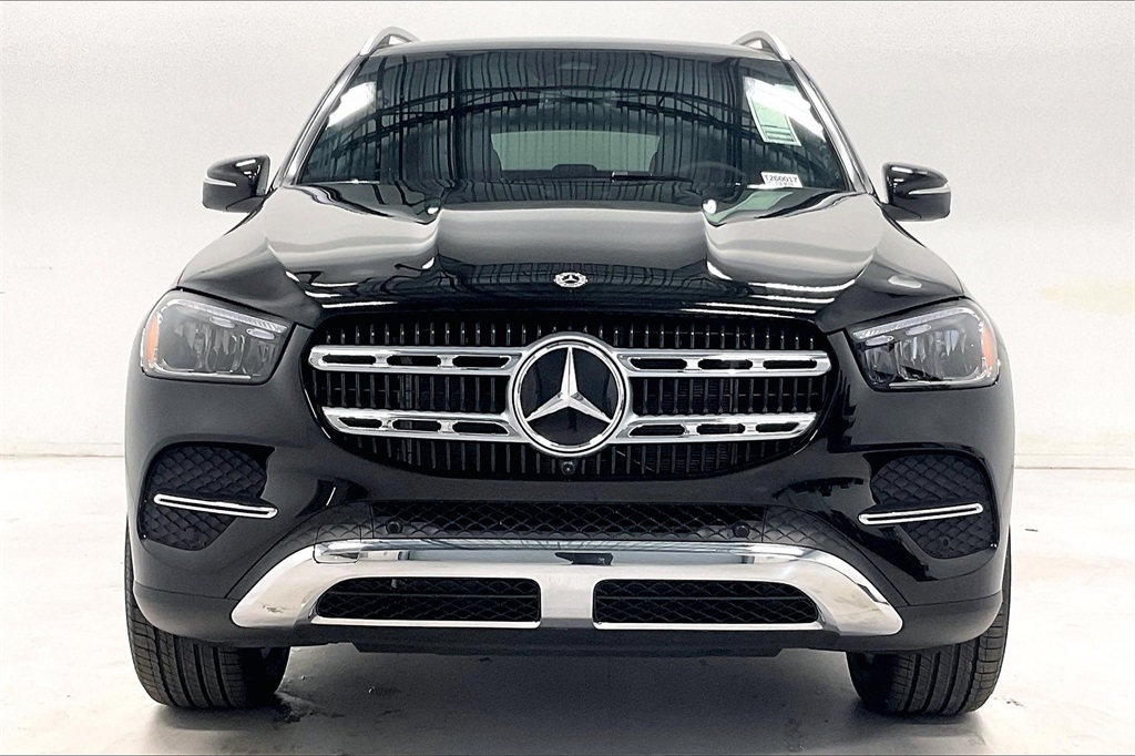 2026 Mercedes Benz GLE 350 4MATIC photo 3