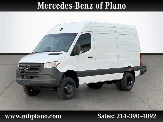 2026 Mercedes-Benz Sprinter Cargo Van Base's photo