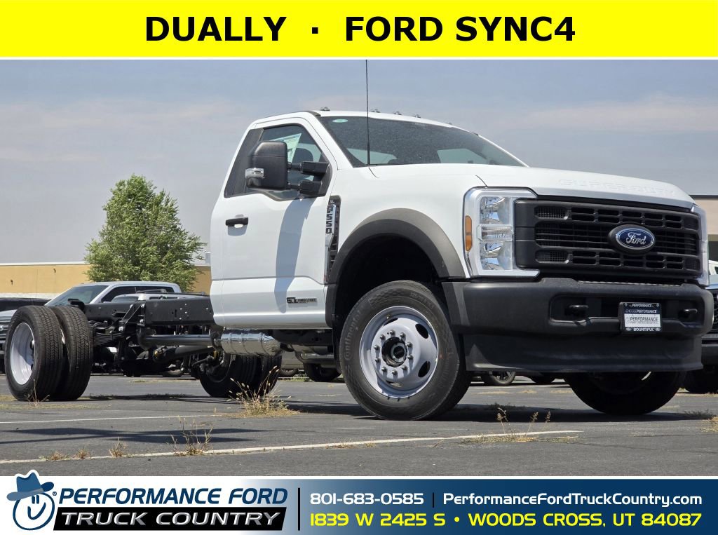 2025 Ford F-550 Super Duty Chassis Cab XL's photo