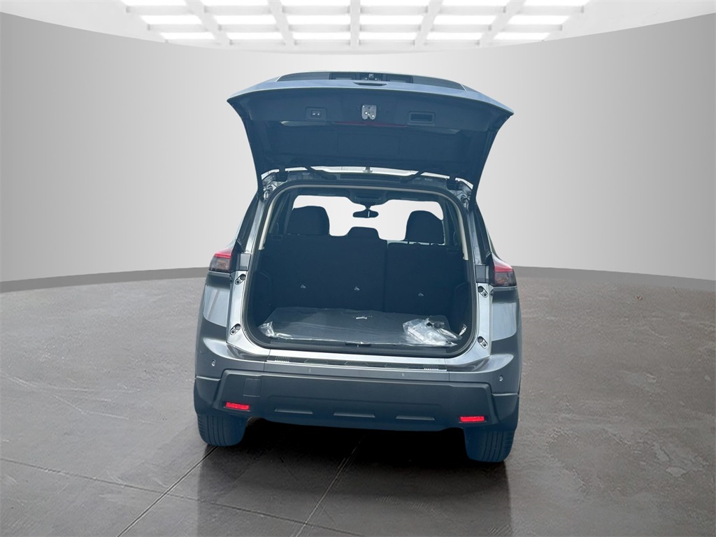 2026 Nissan Rogue SV photo 6