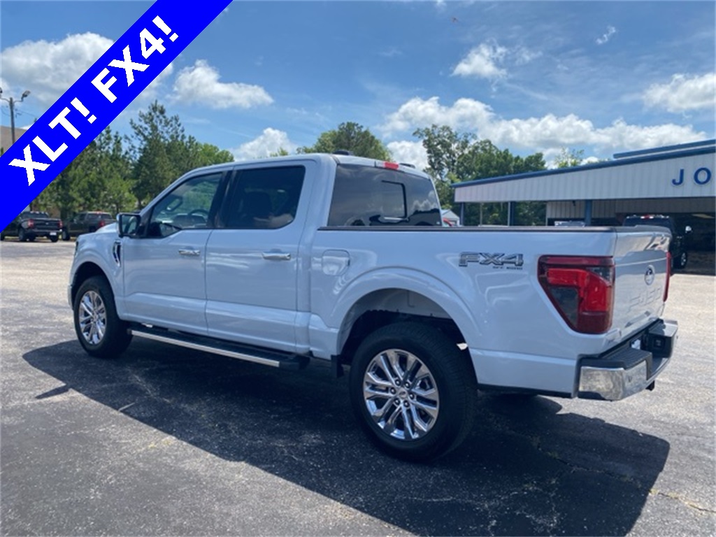 2025 Ford F-150 XLT photo 13