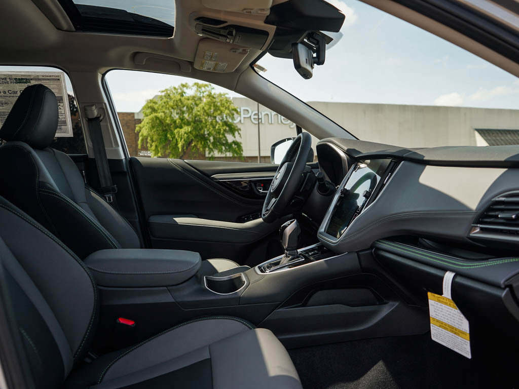 2025 Subaru Outback Onyx Edition photo 10