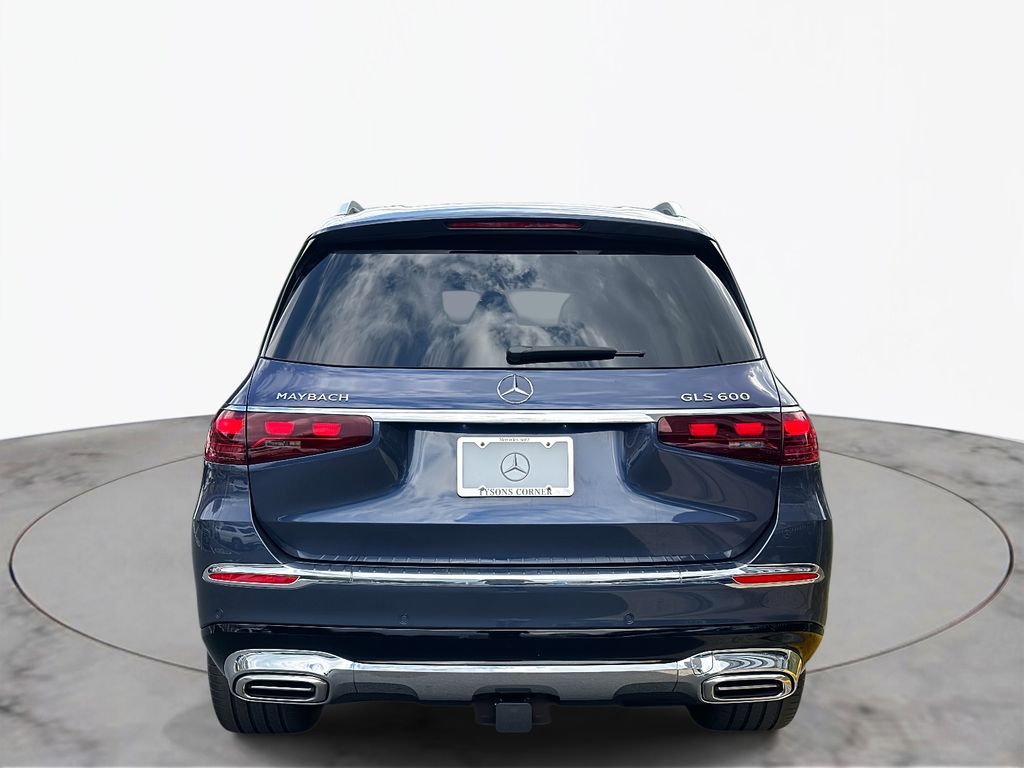 2025 Mercedes Benz GLS Maybach 600 photo 5