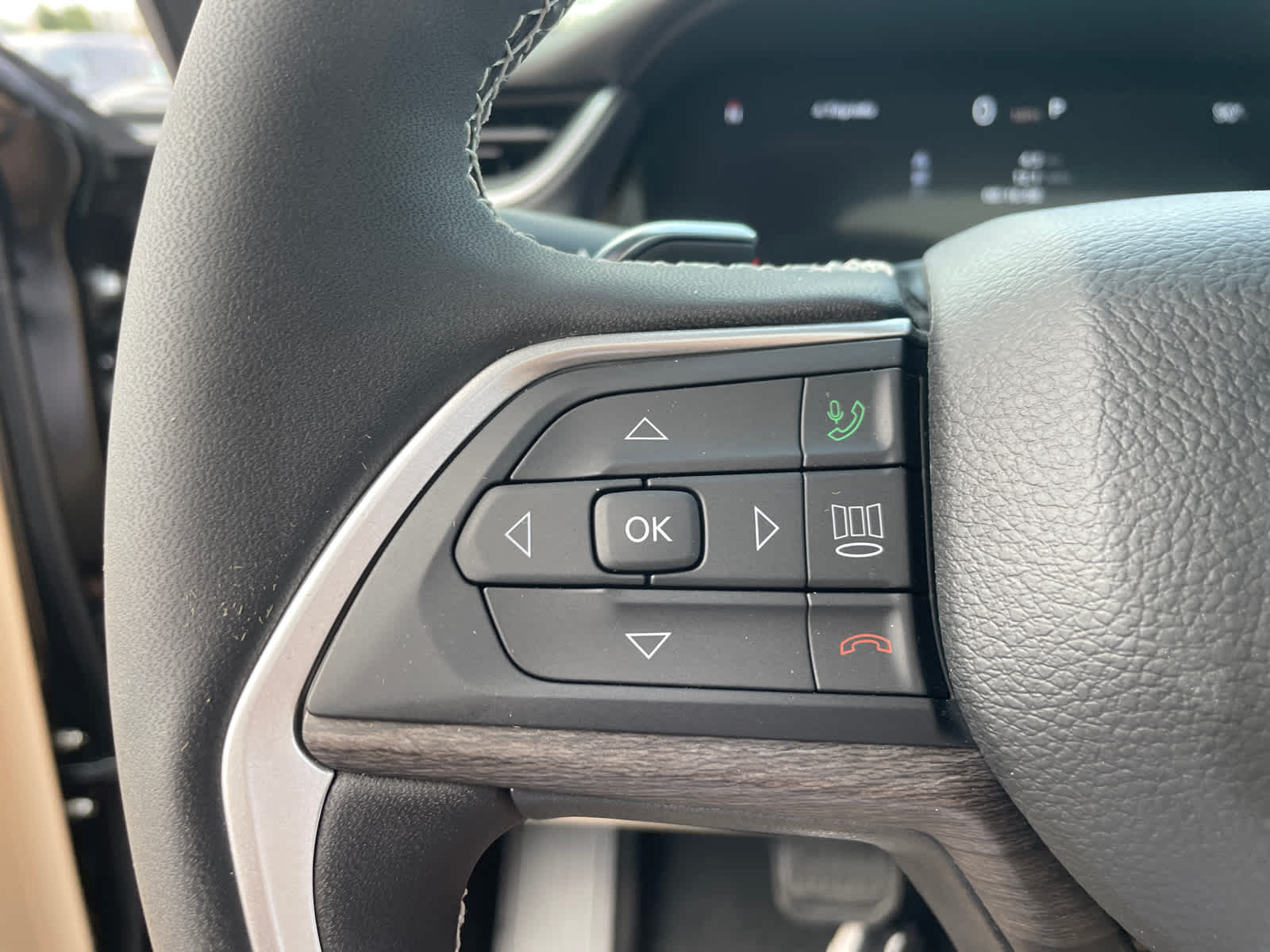 2025 Jeep Grand Cherokee Limited photo 22