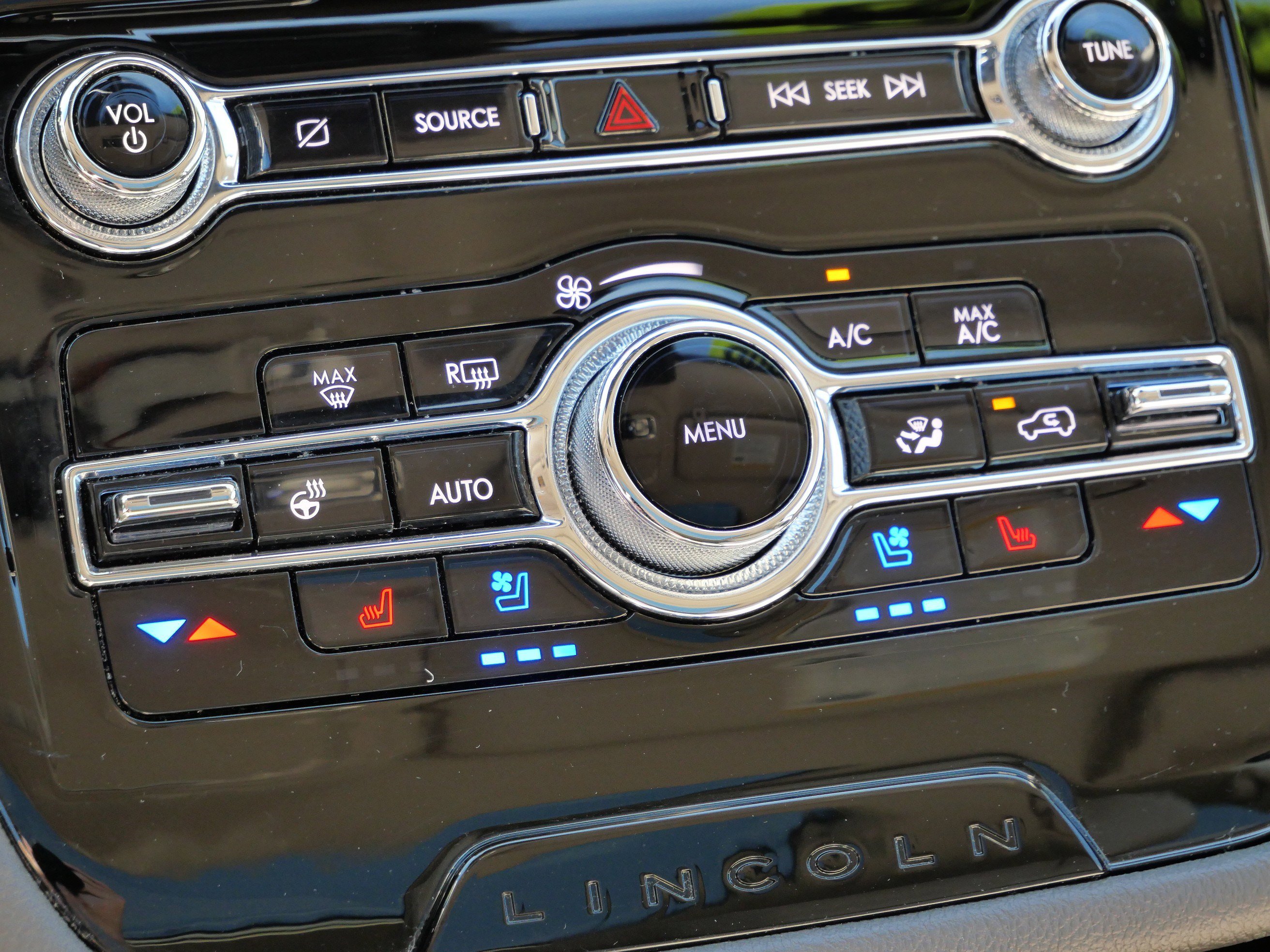 2022 Lincoln Corsair Grand Touring photo 23