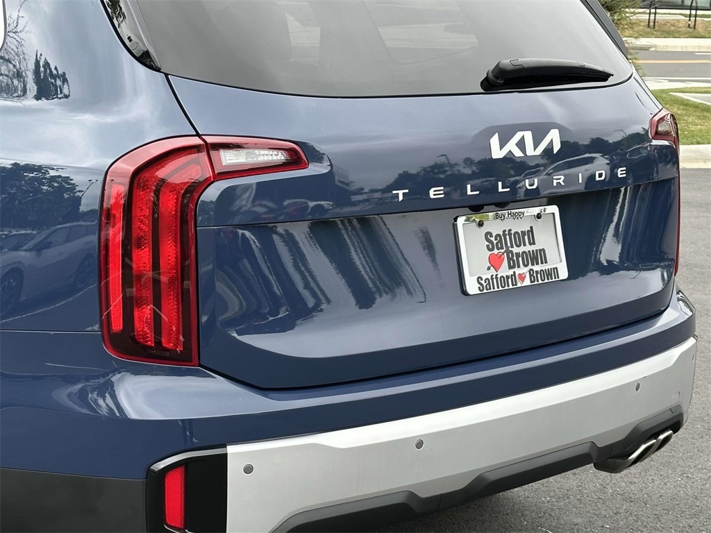 2024 Kia Telluride S photo 11