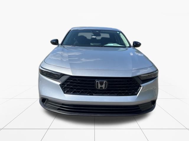 2025 Honda Accord SE photo 2