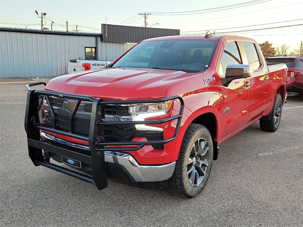2023 Chevrolet Silverado 1500 LT photo 4