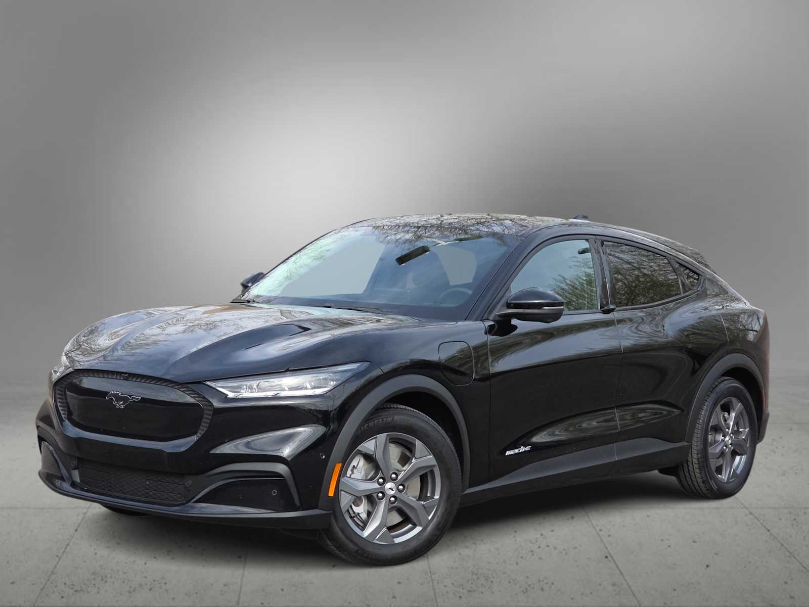 2022 Ford Mustang Mach-E Select RWD