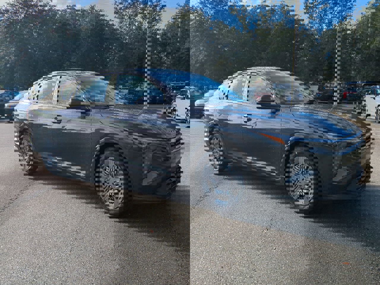 2025 Kia K4 LX photo 2