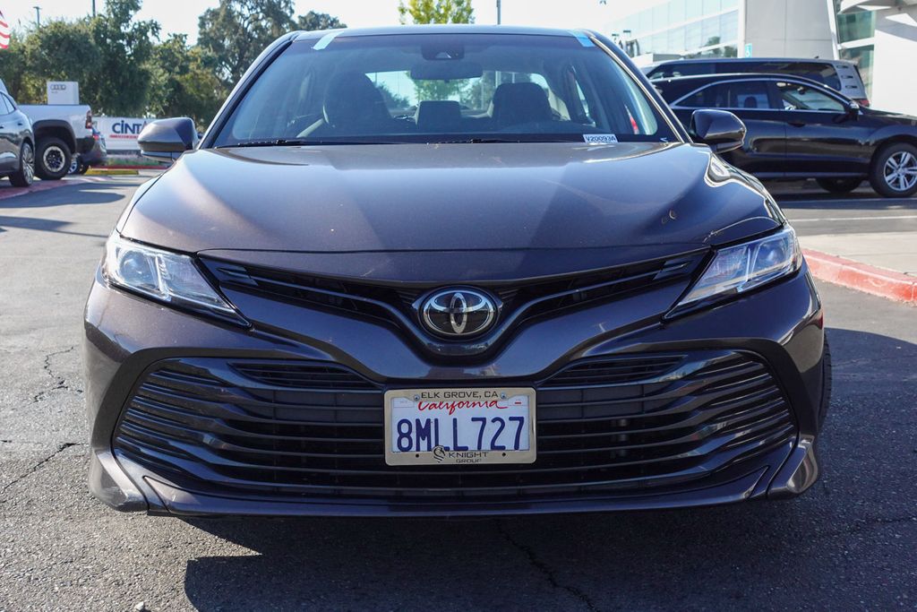 2019 Toyota Camry L photo 3