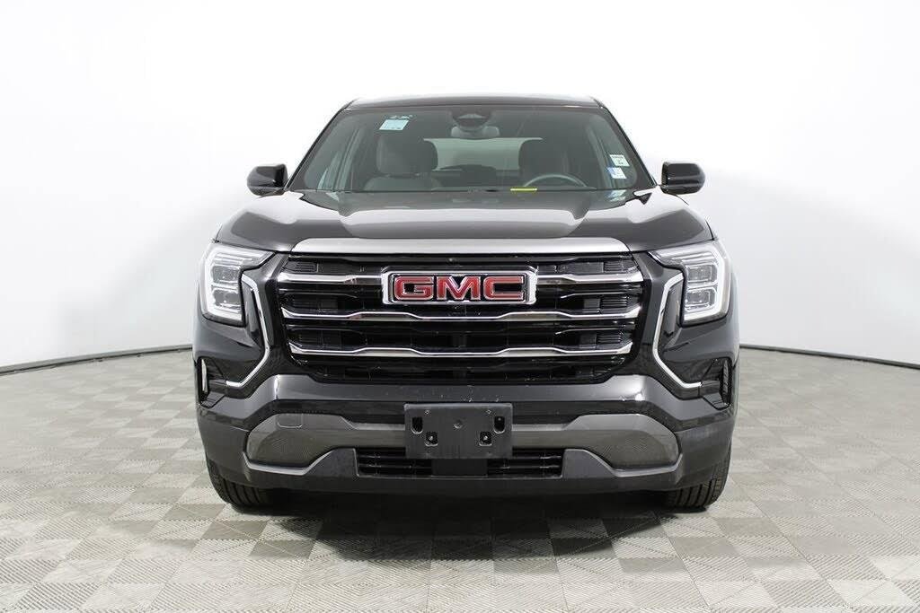 2025 GMC TERRAIN - Image 1