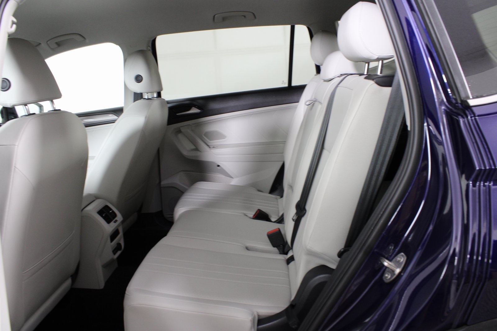 2023 Volkswagen Tiguan SE photo 18