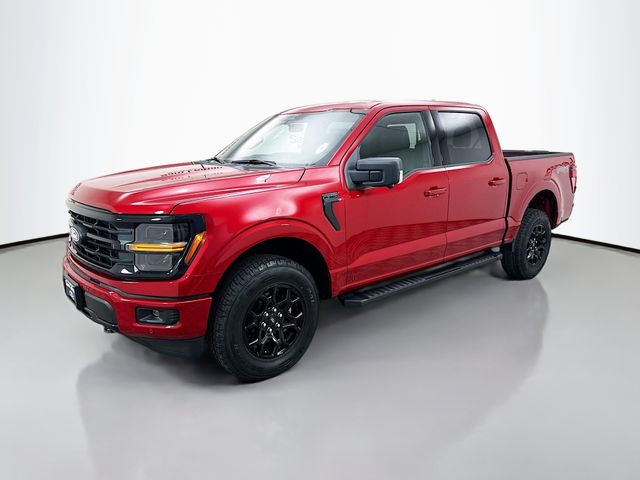 2025 Ford F-150 XLT photo 3