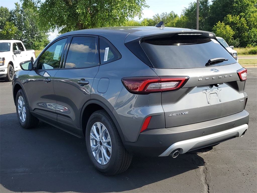 2025 Ford Escape Active photo 3