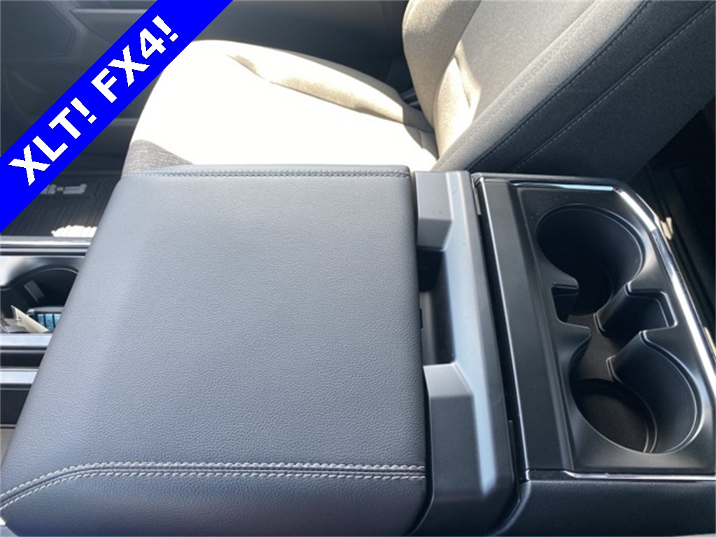 2025 Ford F-150 XLT photo 33