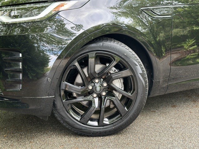 2024 Land Rover Discovery SE photo 2