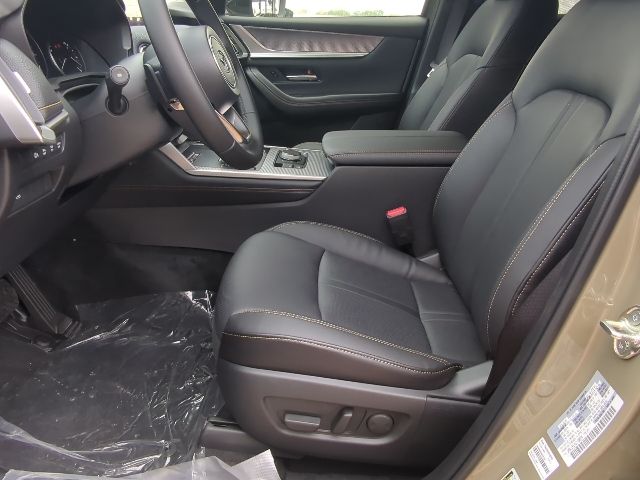 2025 Mazda CX-70 3.3 Turbo Preferred photo 13