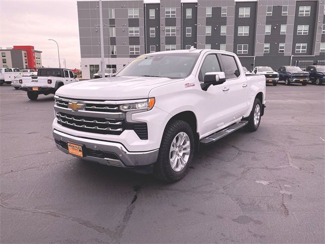 2023 Chevrolet Silverado 1500 LTZ's photo