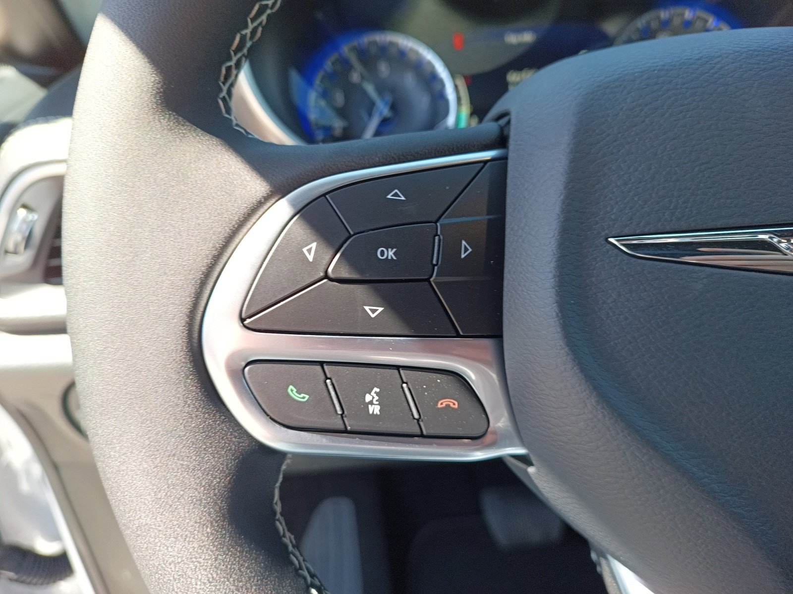 2026 Chrysler Pacifica photo 20