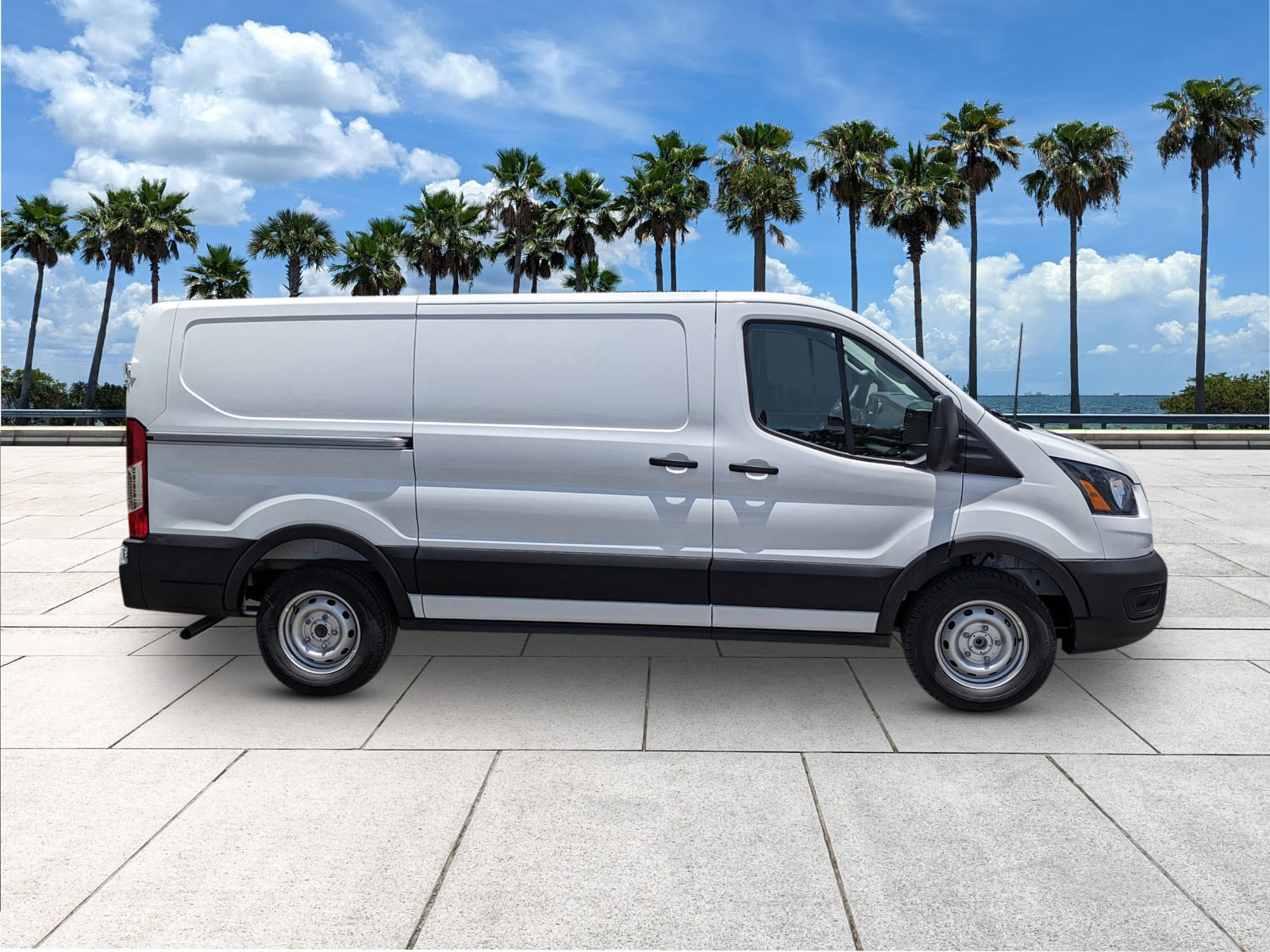 2025 Ford Transit Cargo Van photo 7