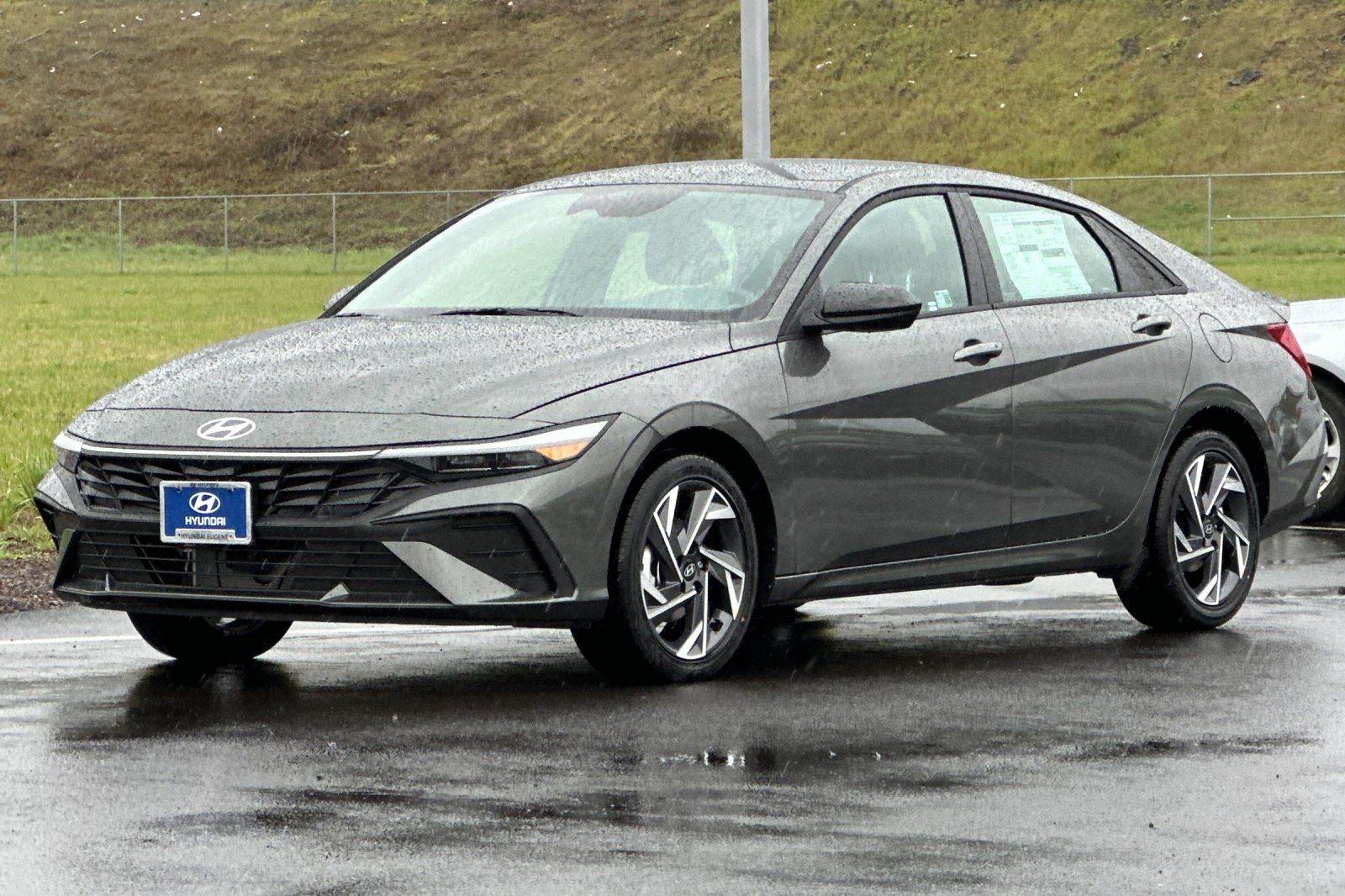 2025 Hyundai Elantra Hybrid SEL Sport photo 7