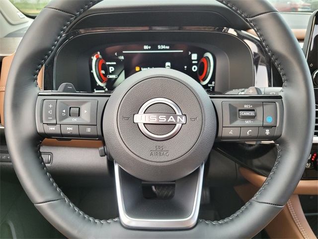 2025 Nissan Pathfinder Platinum photo 21