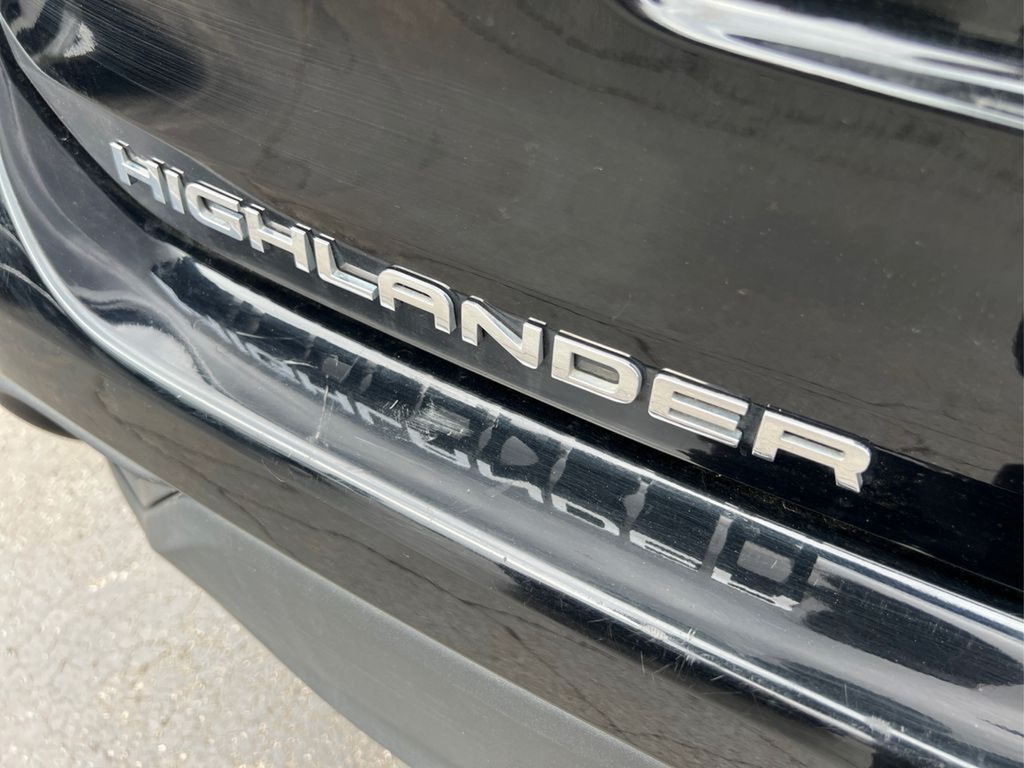 2023 Toyota Highlander XLE photo 15