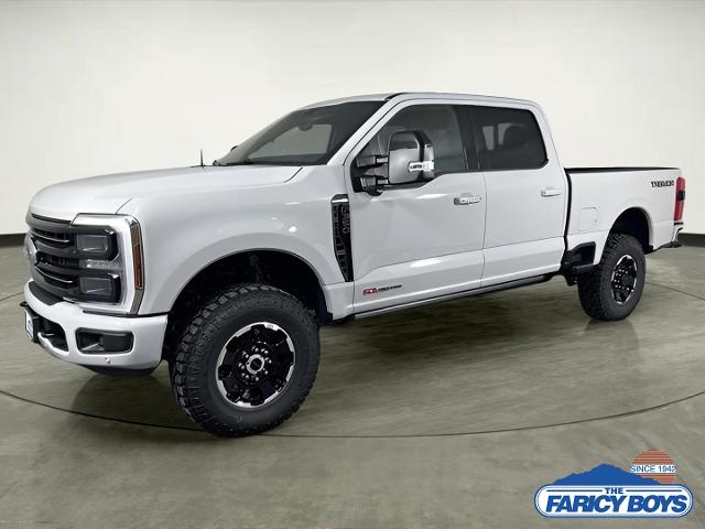 2025 Ford F-350 Super Duty Platinum's photo