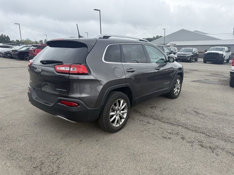 2017 Jeep Cherokee Limited photo 4