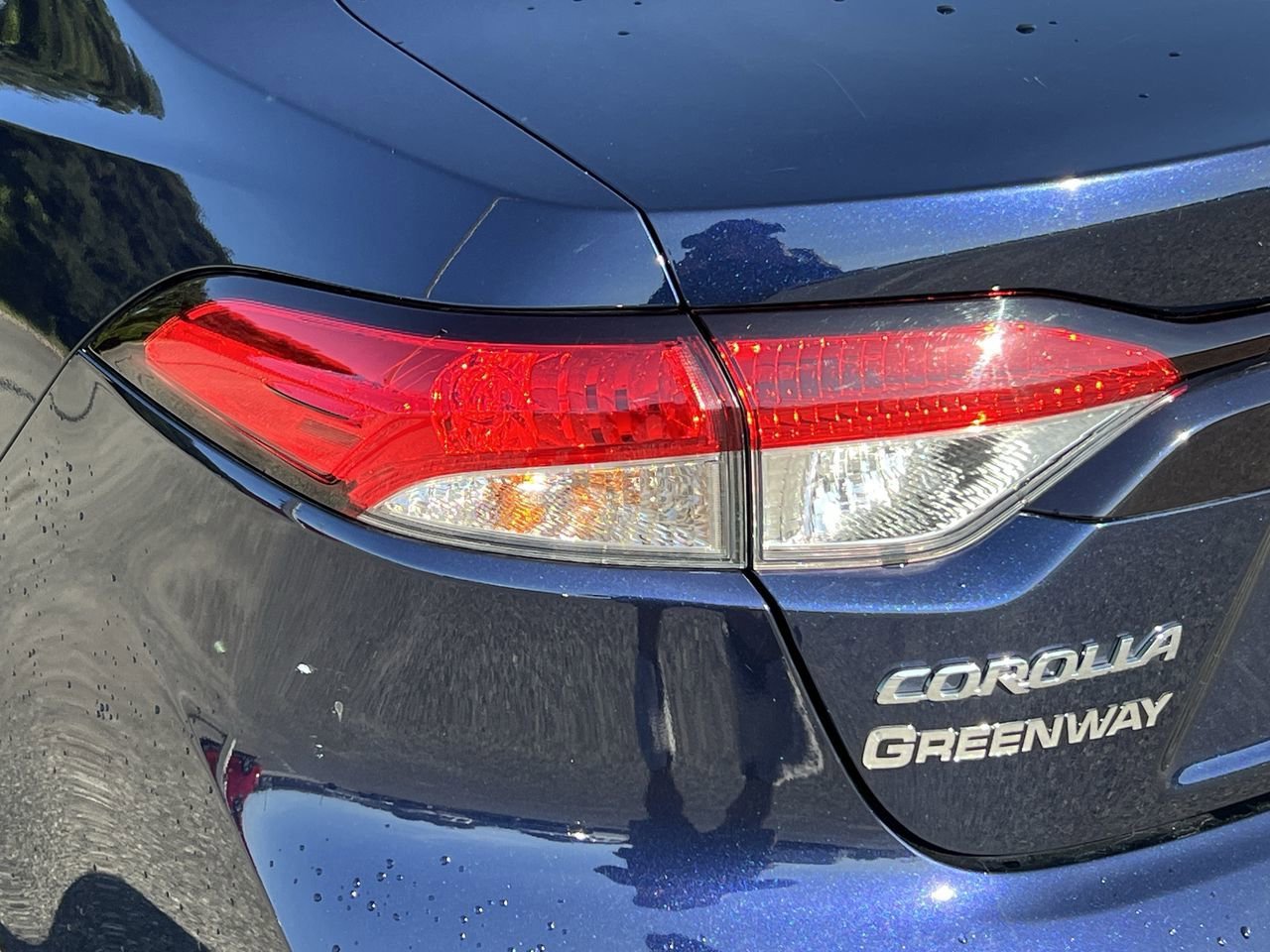 2024 Toyota Corolla LE photo 6