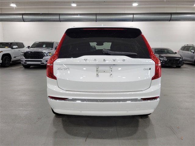 2025 Volvo XC90 photo 9