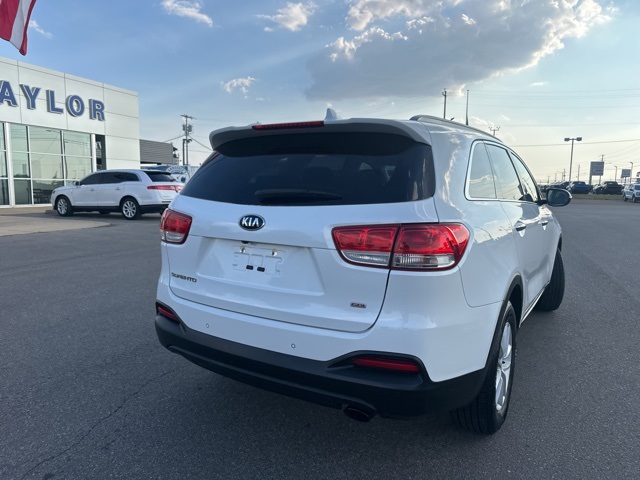 2017 Kia Sorento LX photo 18
