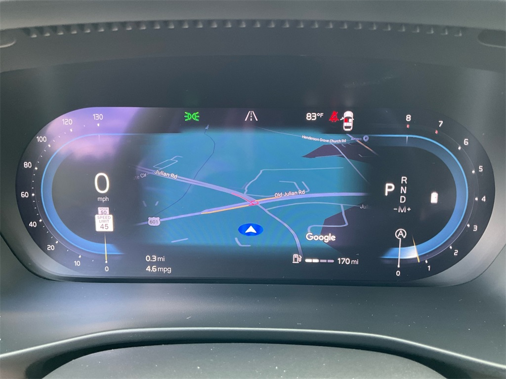 2024 Volvo XC40 Plus photo 18