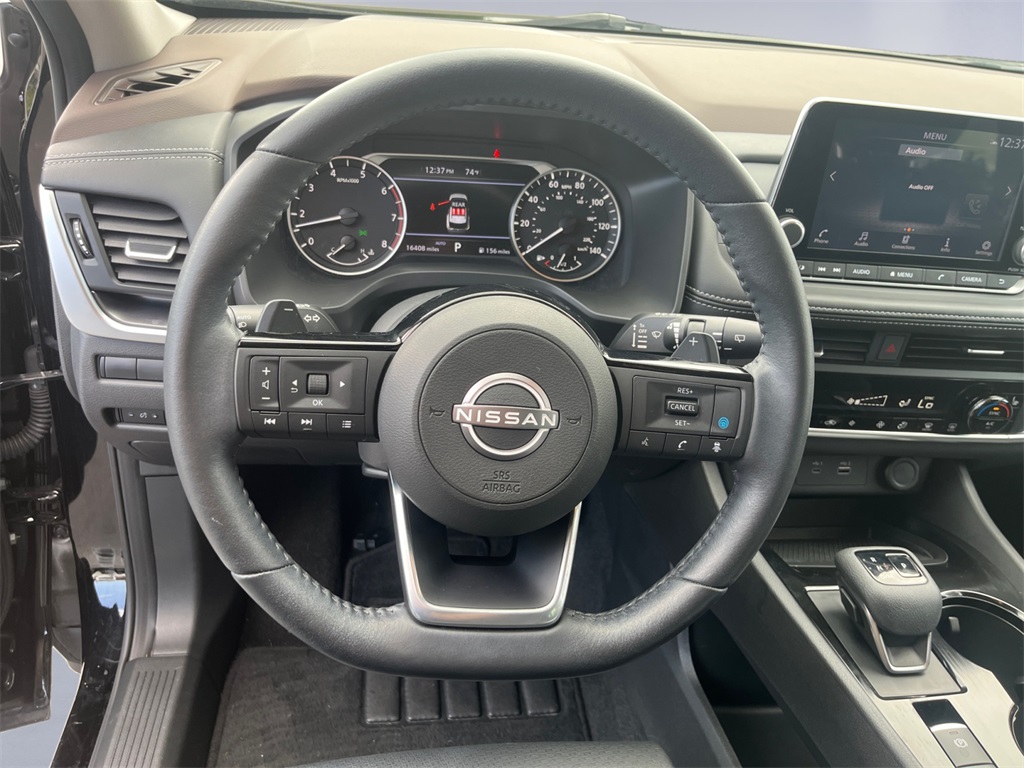 2023 Nissan Rogue SV photo 12