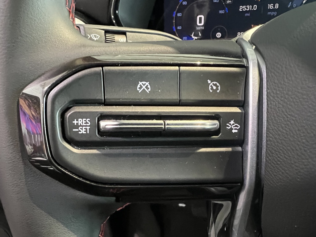 2024 Chevrolet Colorado Z71 photo 16