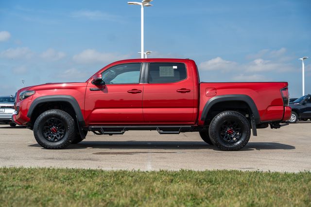 2017 Toyota Tacoma TRD Pro photo 4