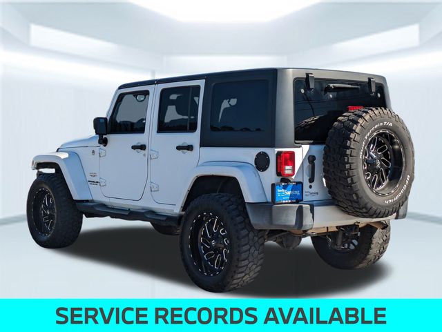 2015 Jeep Wrangler Unlimited Sahara photo 3