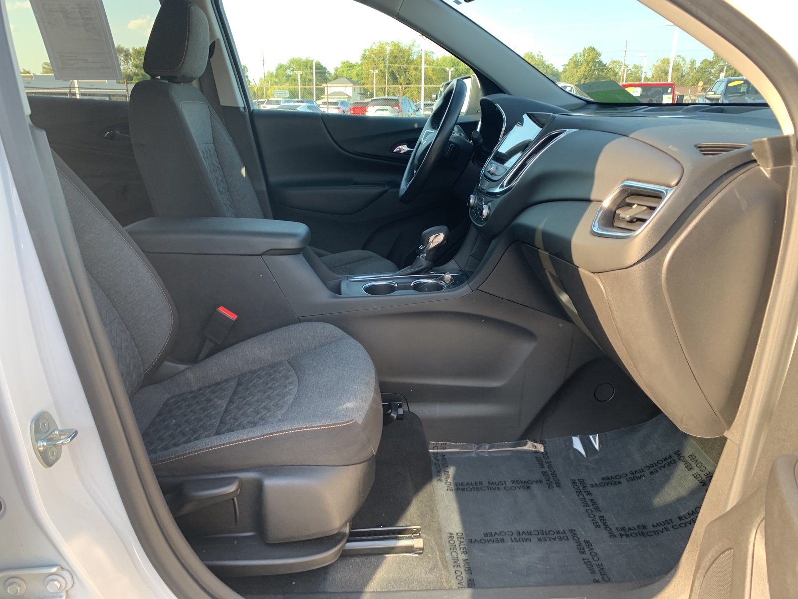 2022 Chevrolet Equinox LT photo 32