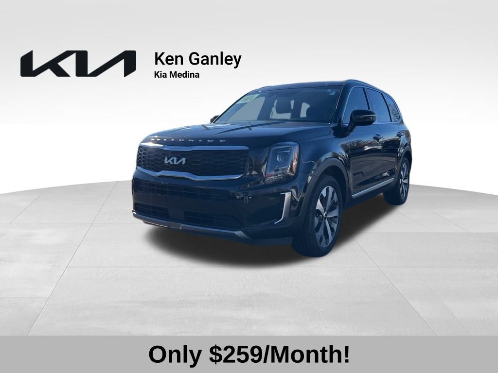 2022 Kia Telluride S's photo