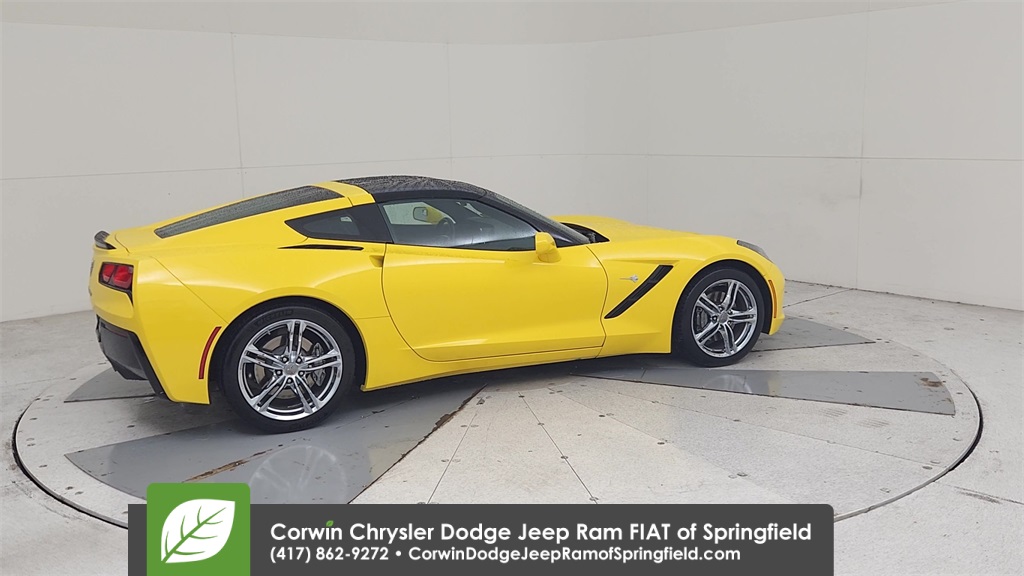 2017 Chevrolet Corvette Stingray 3LT photo 17