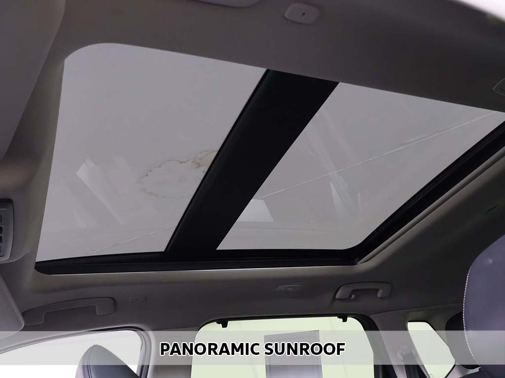 2023 Nissan Rogue SV photo 2