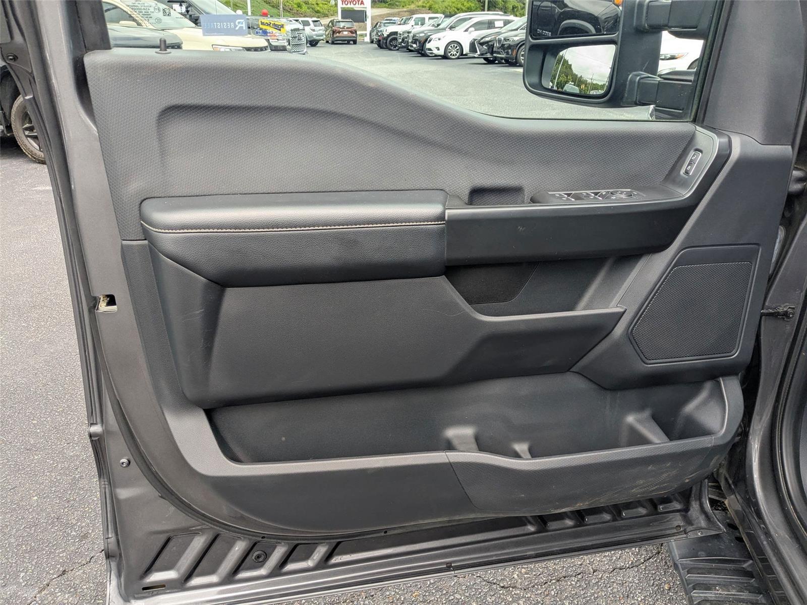 2022 Ford F-150 XL photo 10