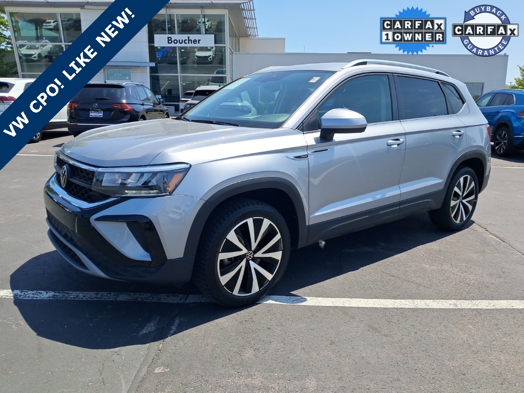 2024 Volkswagen Taos SE photo 3