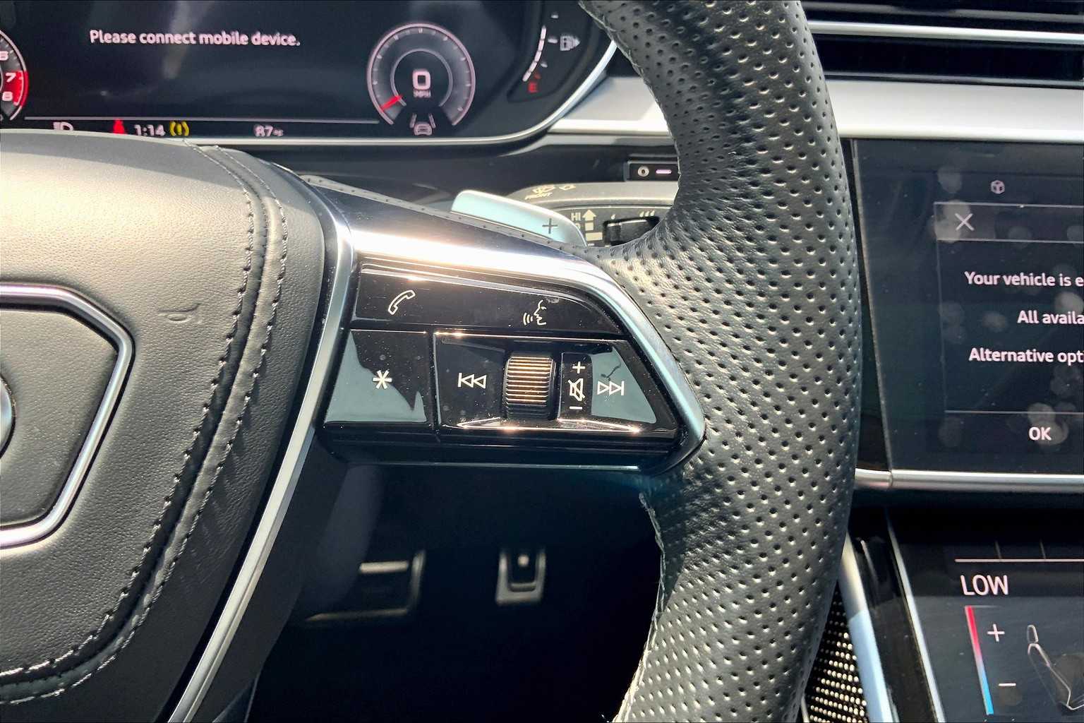 2022 Audi S8 4.0T Quattro photo 21