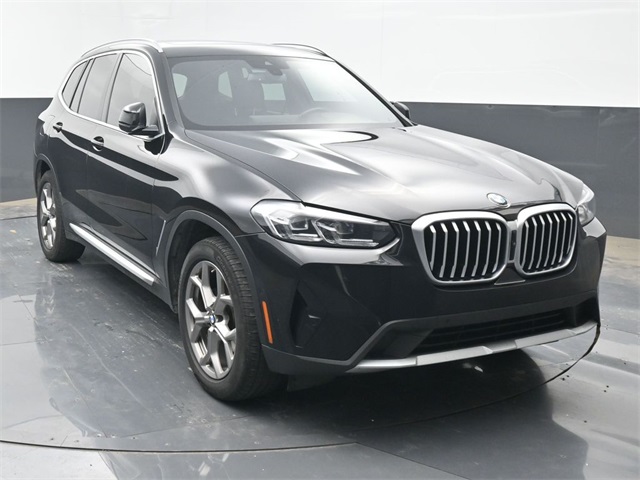2023 BMW X3 30i's photo