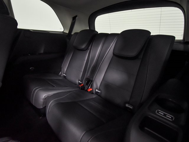 2026 Mercedes Benz GLS 450 4MATIC photo 37