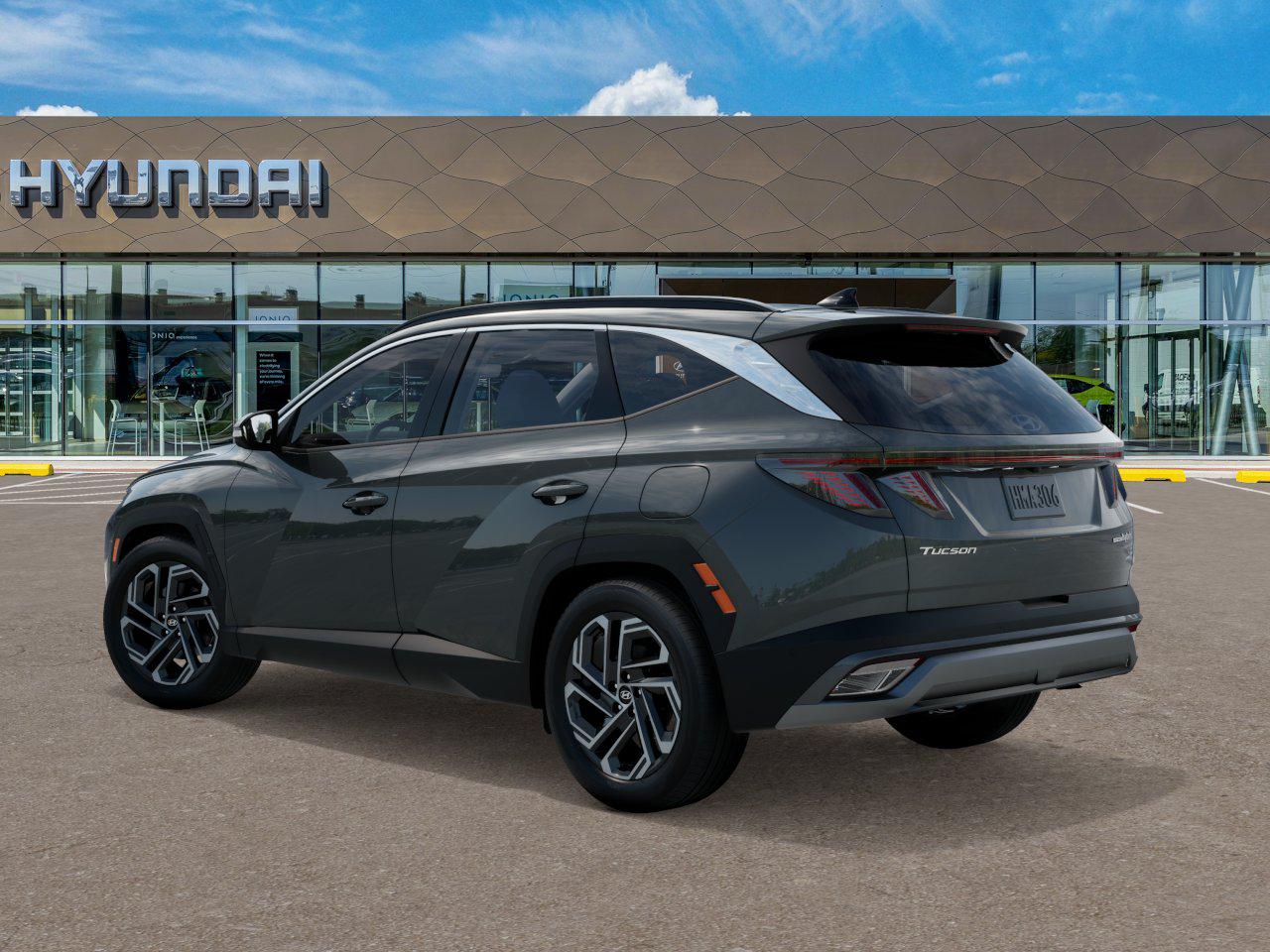 2025 Hyundai Tucson Hybrid Limited Sport photo 3