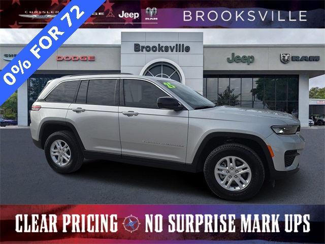 2025 Jeep Grand Cherokee Laredo's photo