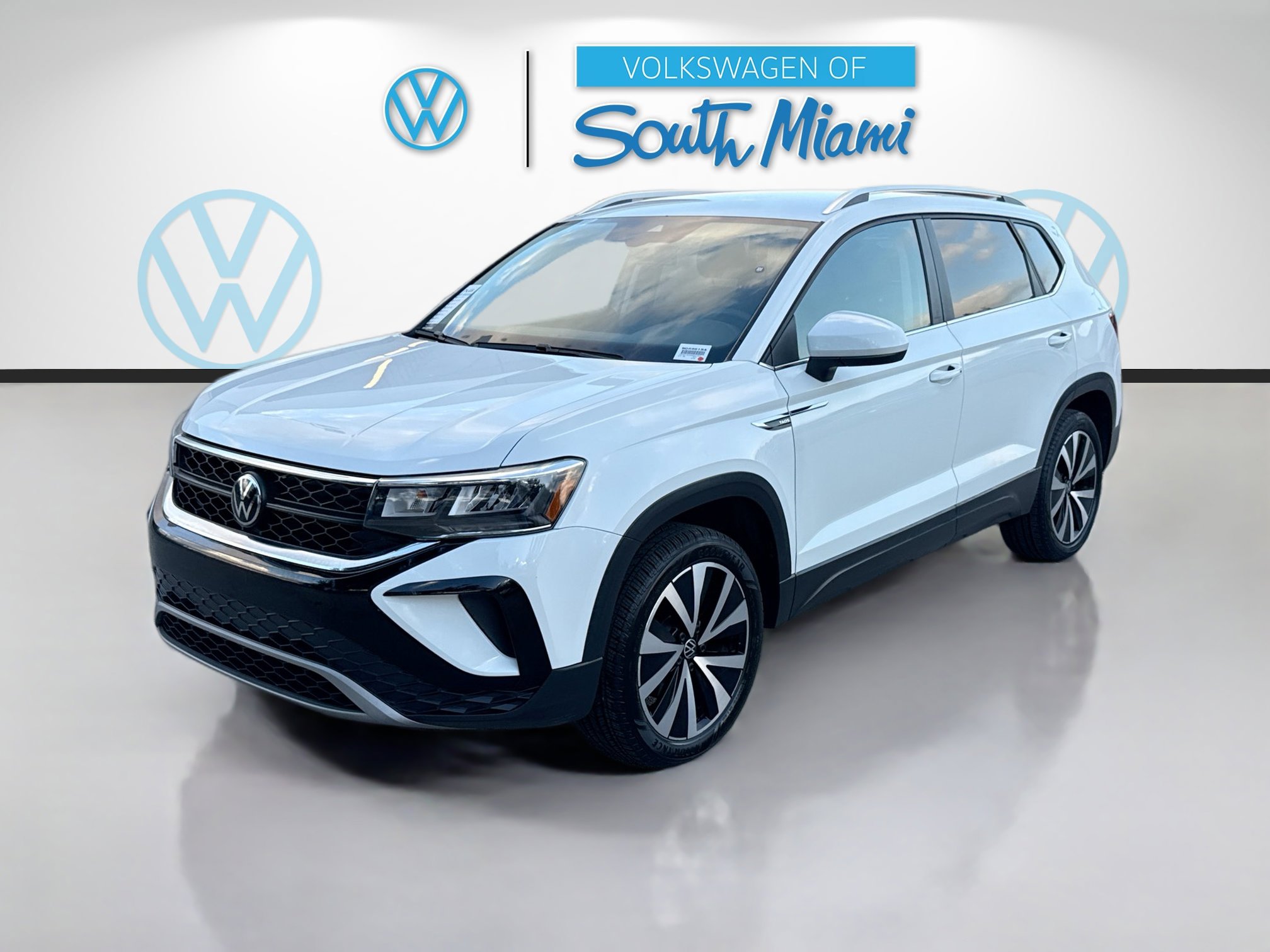 2022 Volkswagen Taos SE photo 3